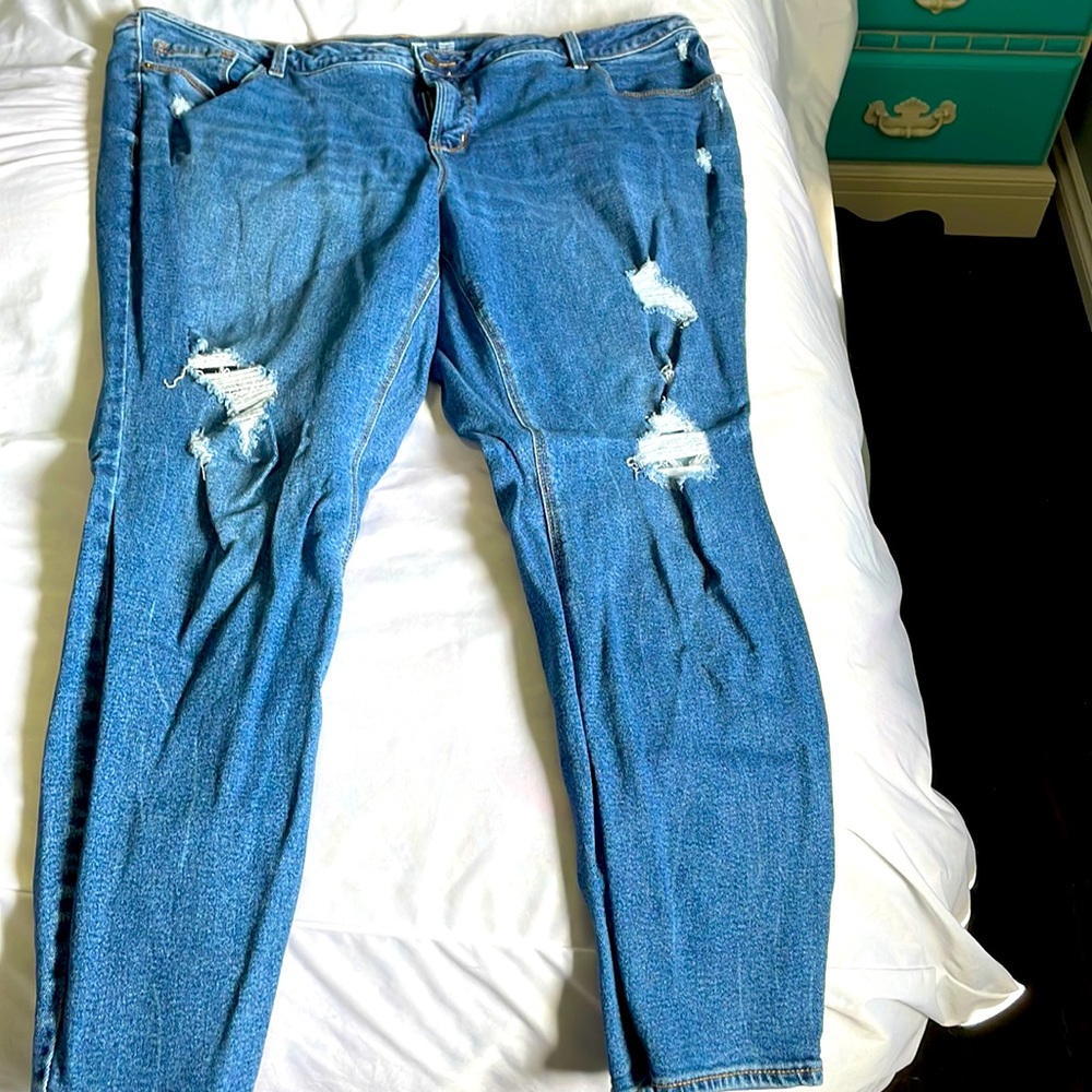 EUC distressed jeans rockstar super skinny